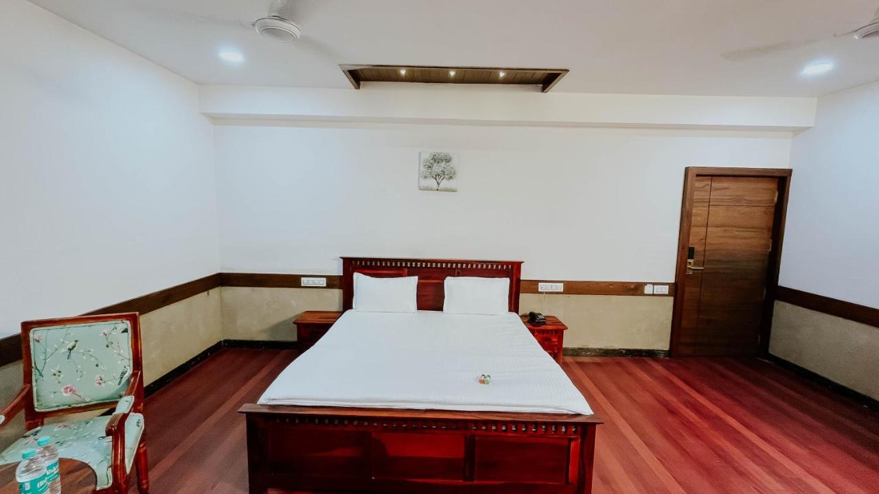 Hotel Tirth By Sonu'S Ujjain Εξωτερικό φωτογραφία
