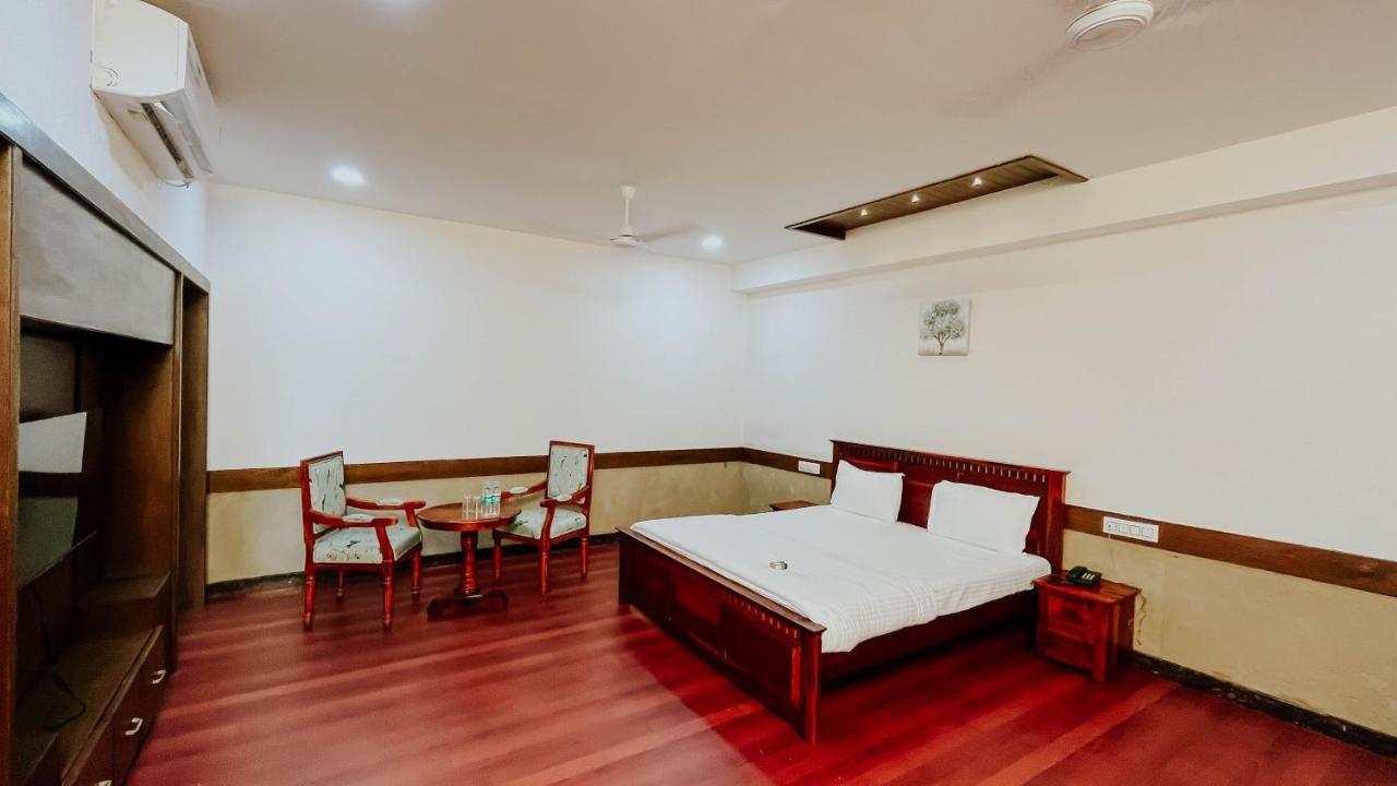Hotel Tirth By Sonu'S Ujjain Εξωτερικό φωτογραφία