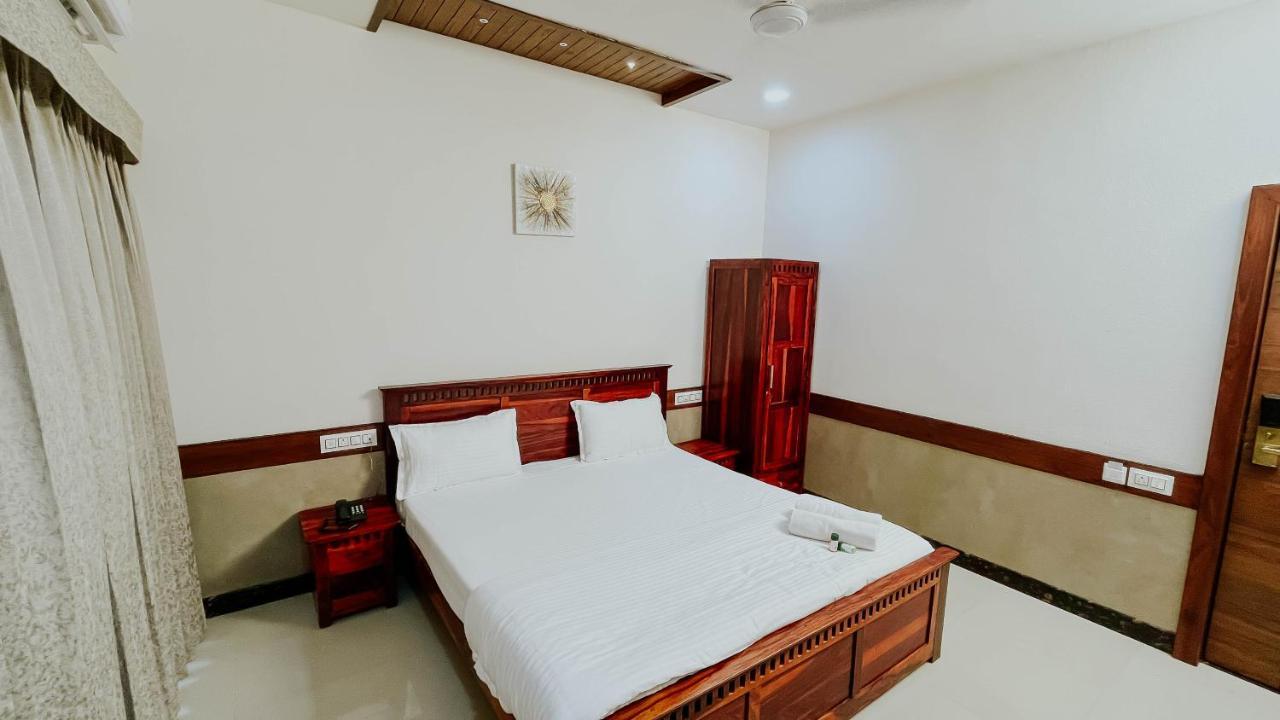 Hotel Tirth By Sonu'S Ujjain Εξωτερικό φωτογραφία