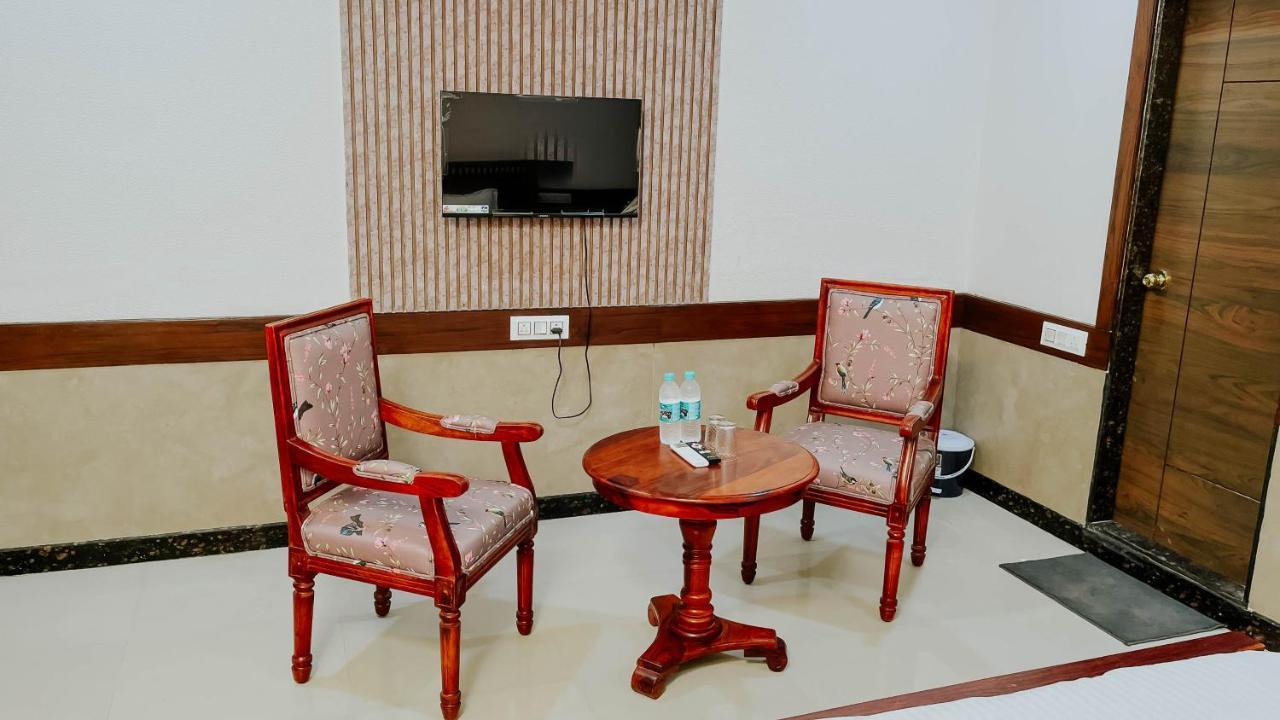 Hotel Tirth By Sonu'S Ujjain Εξωτερικό φωτογραφία